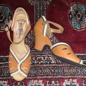 Fly Girl wedges 40// size 10